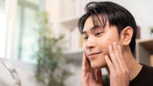 Men's facials Las Vegas professionals recommend