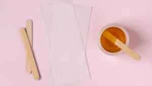 Brow threading versus waxing